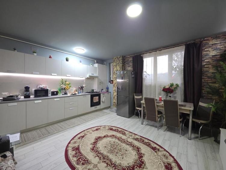 Vanzari Apartamente 3 camere ILFOV - VEST ROSU - 9