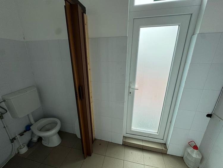 Spatiu comercial, 233mp, D+P, 6 incaperi, cartier Brazda, zona Amaradia - 9