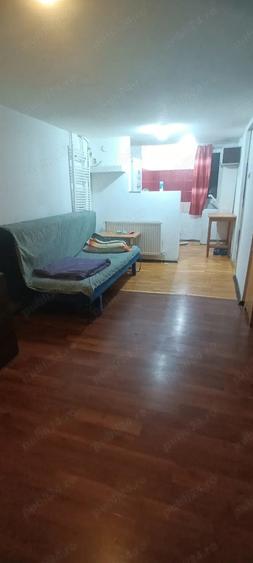 Garsoniera la curte zona Pieptanari - 2