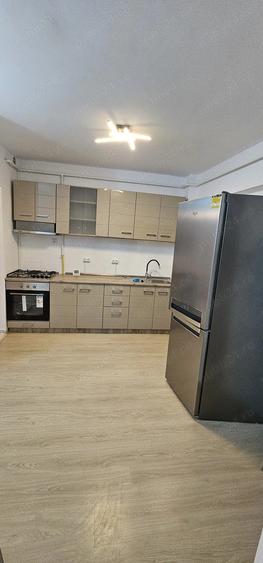Vand apartament 2 camere renovat, mobilat si utilat 63000 - 5