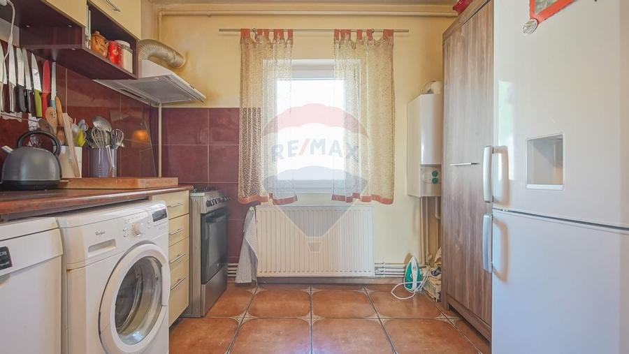 De vanzare 4 camere Racadau-zona Parcul Trandafirilor - 7