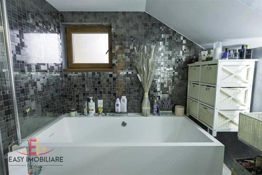 Casa moderna cu piscina, panouri solare, pompa caldura si teren de 1400 mp, Ernei, Mures - 2