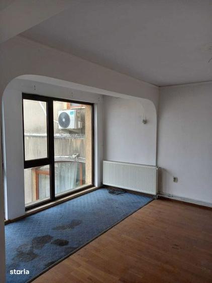 Casă cu 4 camere cu Teren 240 Mp în Blejoi