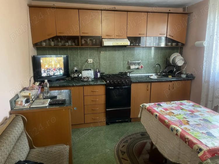 Casa P+1 de vanzare Bariera Valcii, str. Primaverii - 7