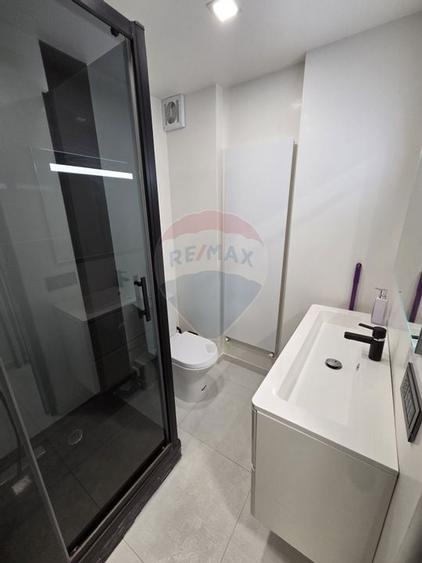 Apartament cu 3 camere etajul 1, zona Poienita - 13