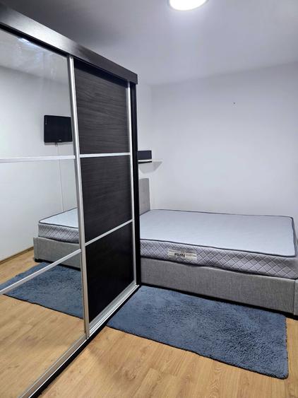 Inchiriez Apartament cu 3 camere -Piata Ciresica - 4