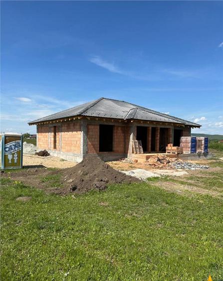 Casa la 15 minute de Brasov, DJ 112A, la rosu sau finalizata - 7