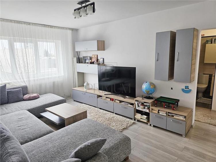 IOSEFIN - 3 Cam - Bloc Anvelopat - Garaj - Centrala Proprie - Lift - RENOVAT - 1