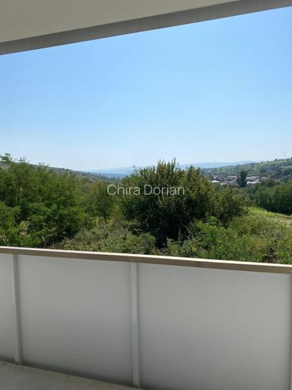 Apartament 2 camere finisat, zona verde