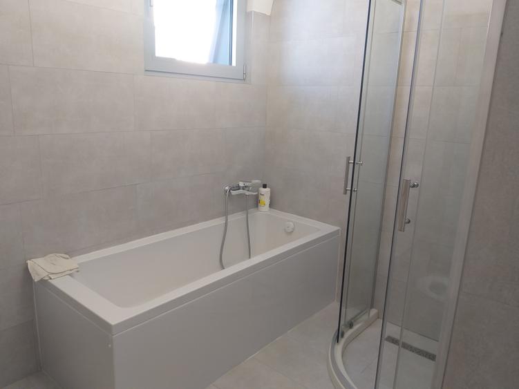 BANEASA LAC-PETROM CITY, 3 CAMERE, BUCATARIA MOBILATA, TERASA, PARCARE SUBTERANA - 21