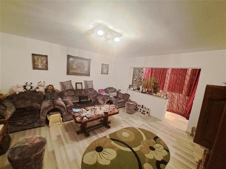 3 CAMERE, DECOMANDAT, GARAJ, MOBILAT SI UTILAT ZONA FABRIC! - 4