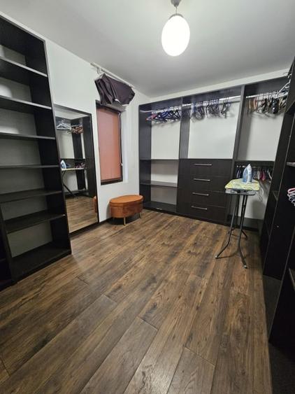 Casă individuală cu 5 camere cu Piscina în Cârcea