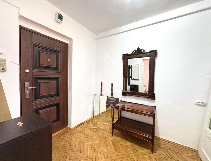 Apartament cu 2 camere semidecomandat, mobilat în Complex Studențesc
