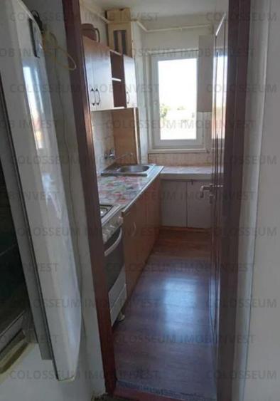 Apartament cu 2 camere semidecomandat în Florilor