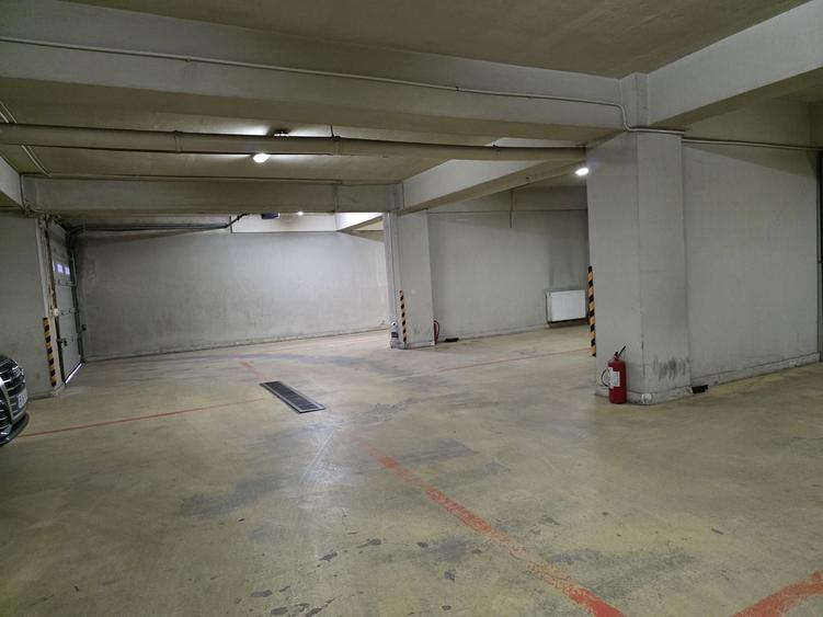 Apartament cu 3 camere decomandat, mobilat în Nord