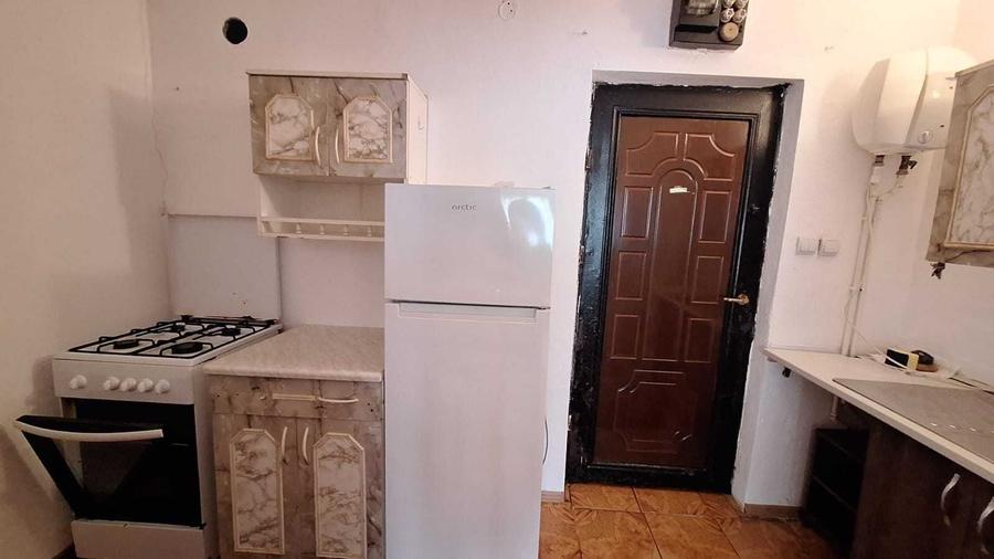 Apartament cu 2 camere decomandat în Industrială