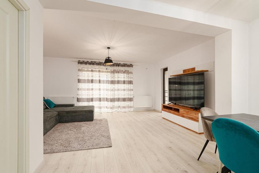 Duplex cu 4 camere cu Piscina în Drumul Taberei