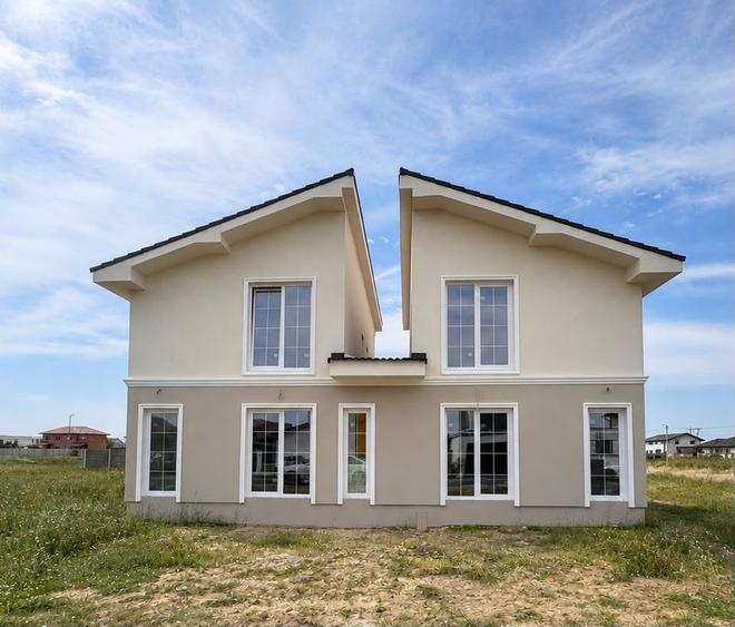 Duplex cu 4 camere cu Canalizare în Moșnița Nouă