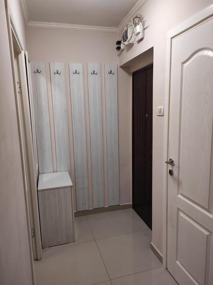 Apartament cu 2 camere semidecomandat în City Park Mall