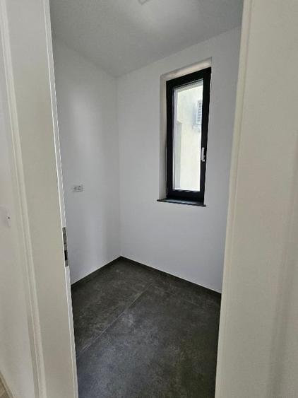 Apartament cu 2 camere decomandat, mobilat în Dumbrăvița