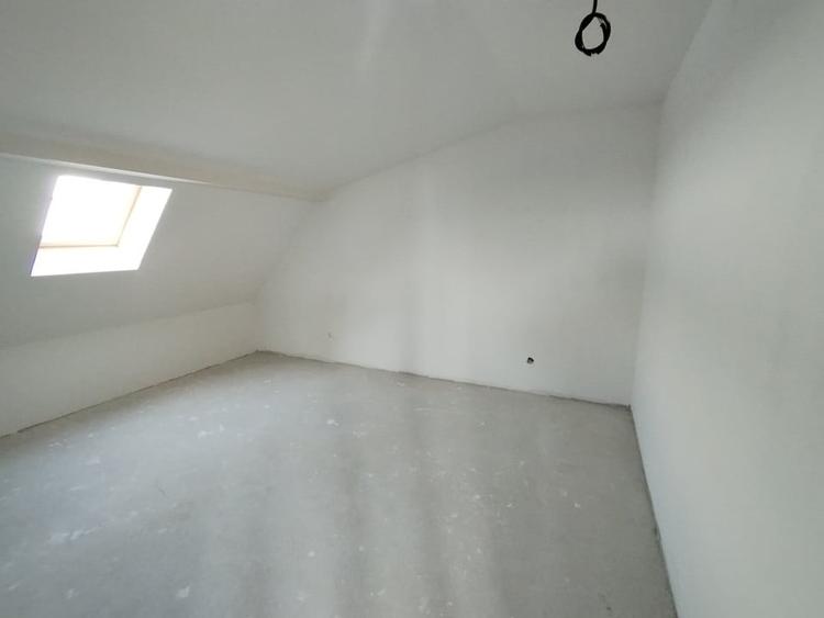 Apartament unic de vanzare, 3 camere, terasa acoperita, Zona Cetatii - 4
