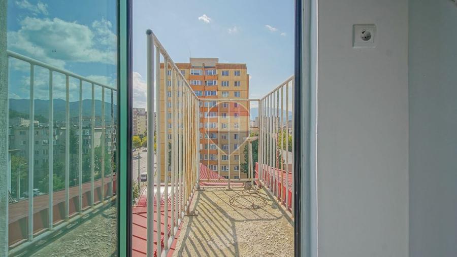 Spațiu comercial, de 70 mp, în Vlahuță