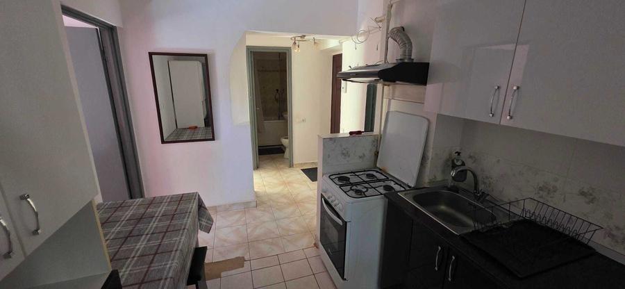 Apartament cu 2 camere decomandat în Gruia