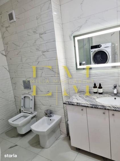 Apartament cu 3 camere în Tractorul