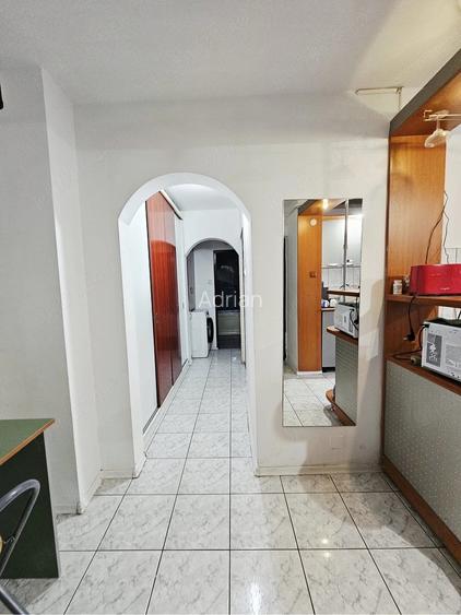 Apartament 3 camere decomandat - parter , zona Tudor - sta?ia ,,Padurii - Ia?i