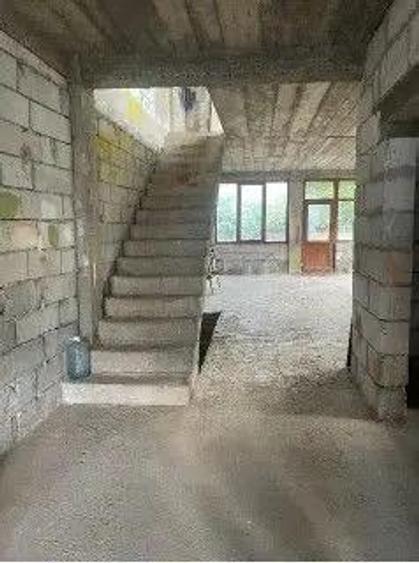 Metrou Laminorului Vila S+P+1+M nefinisata la interior zona linistita - 3