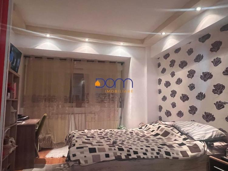 De vanzare apartament 4 camere ultracentral - 6