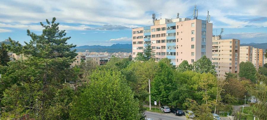 Vand apartament 2 camere, str. Minerului - 2