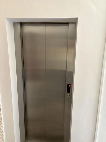 Proprietar vand apartament 2 camere, bloc tip D, 57 m utili. - 1