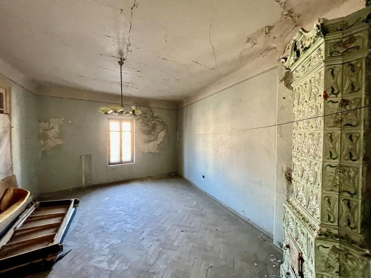 Imobil 2185 mp Centrul Istoric Piata Unirii 500 mp teren vitrina 19 m - 16