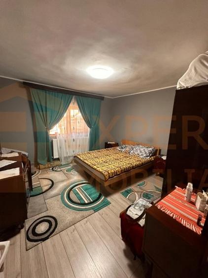 Casa de vanzare in centrul Cobadinului, COMISION 0% - 6