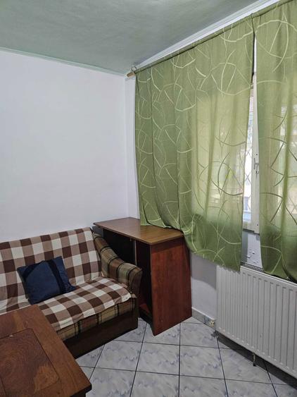 Proprietar dau in chirie garsoniera - 2