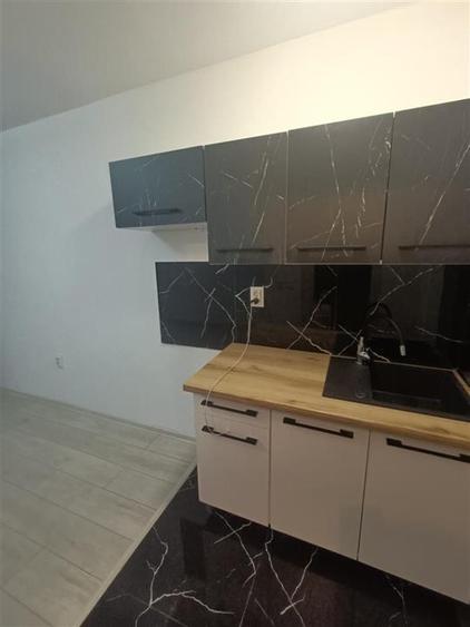 Vanzare camera de camin renovata complet baie proprie - 4