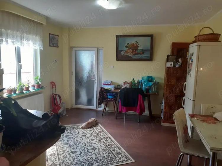 Vanzare Casa P + M constr. 2006 zona Chercea - Comuna din Paris - 18