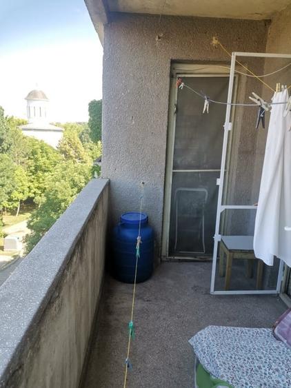 Apartament 3 camere, decomandat, 1 Mai vizavi de Spitalul Nr 1 ,  pe Insula - 11