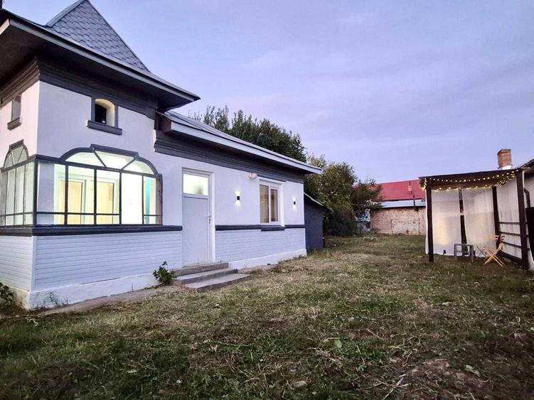 Casă cu 2 camere în Dobra