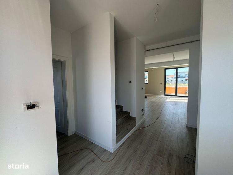 Duplex 4 camere 3 bai Toate utilitatile Mosnita - 10