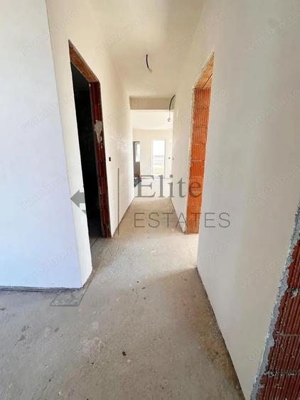 Casa cu 3 camere de vanzare in Cihei zona lini?tita - 5