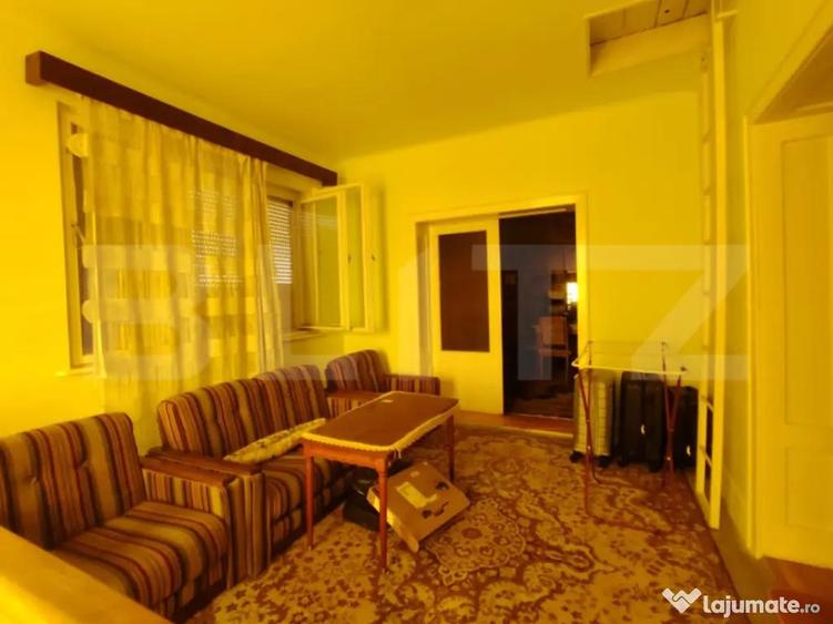 Casa solida cu pod, foi?or ?i 2 garaje in Tarnaveni - 7