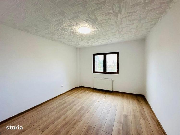 Casă cu 4 camere în Crevedia