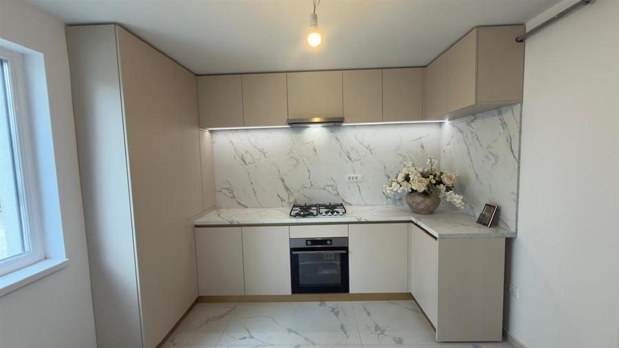 Bloc nou, 3 camere decomandat, intabulat, parcare, comision 0% - 10