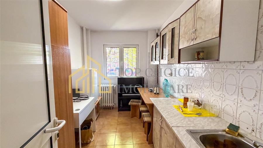 2 Camere Decomandat Bloc 1979- Stefan Cel Mare/Obor, Parter Inalt, De Renovat - 9