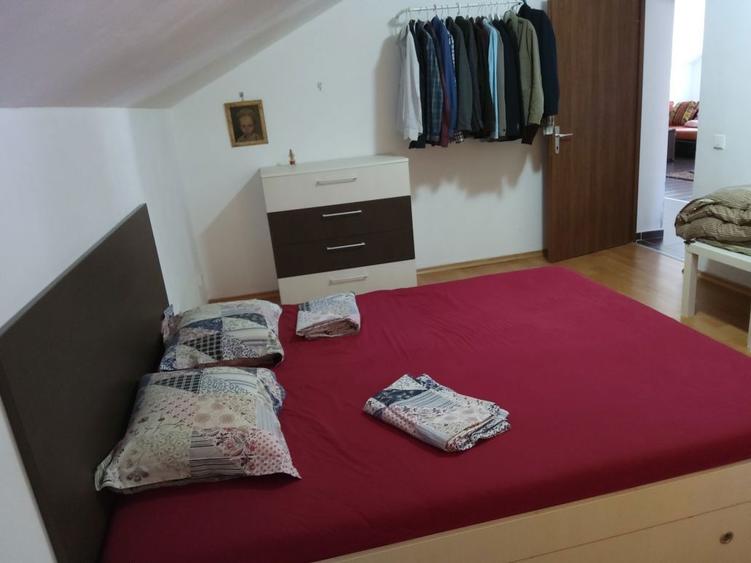 Apartament la mansarda cu 3 camere complet utilat si mobilat - 8