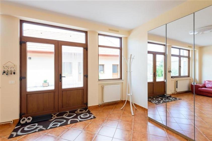 Proprietate nobiliara, cu influente moderne, Prejmer, Brasov- rezidential/ comer - 6