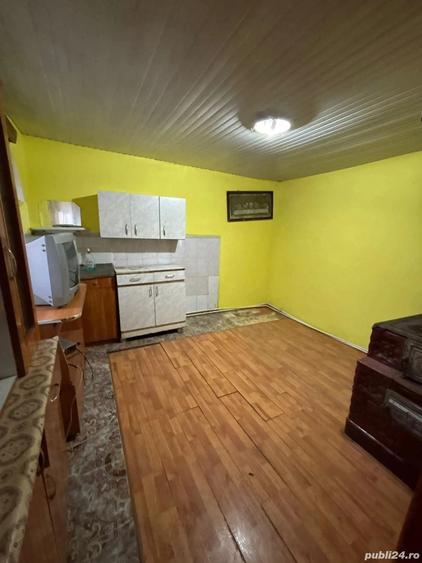 De vanzare casa la 10 min de Roman, 3 camere 2 bai, teren 585 mp, 39.000 euro - 7