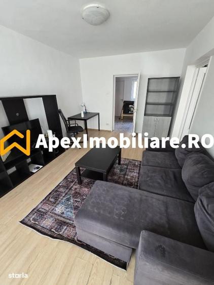 Apartament cu 2 camere decomandat în P-ța Victoriei